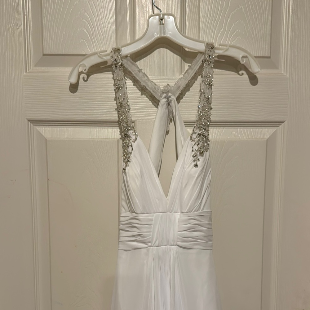 Allure Bridals White Gown with Beaded Details Size 6 NWT.
